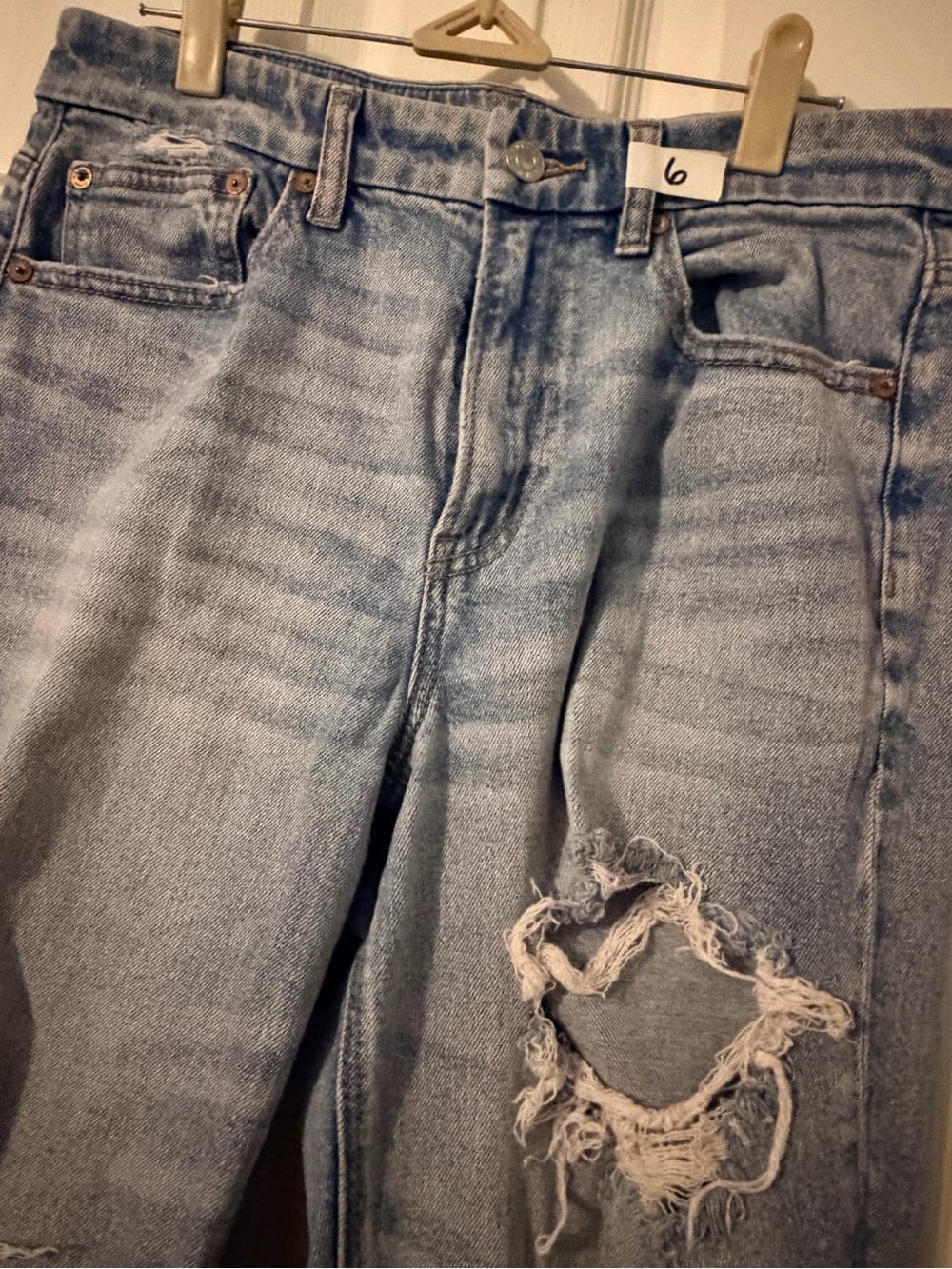 American Eagle Outfitters Light Blue Distressed Wide-Leg Jeans - Picture 4 of 9